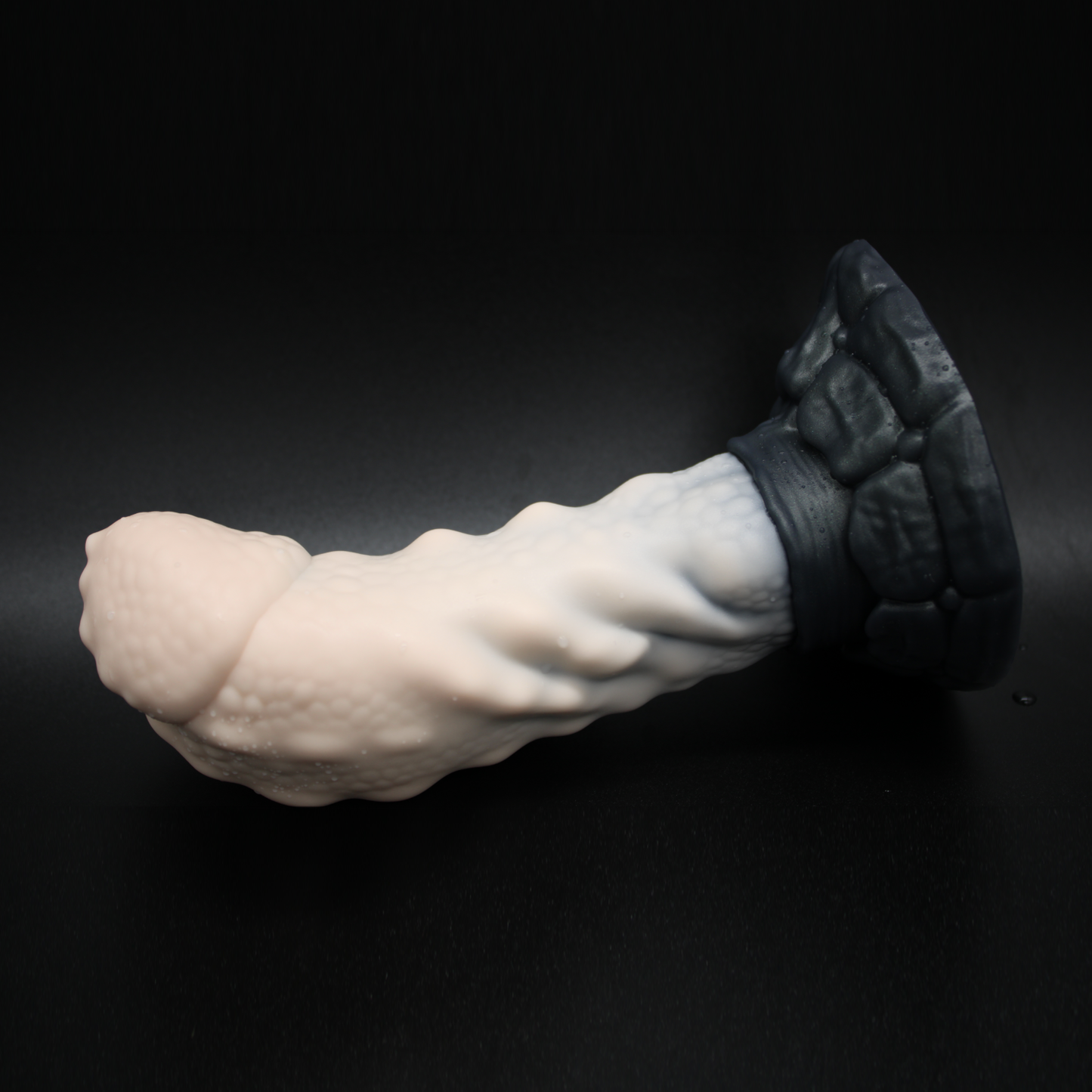 Dominic the Allidile - (Flop) XS / Firm